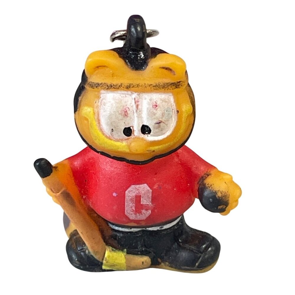 Vintage Gao Nanbei Garfield Keychain Figurine Hockey‎ Sports Fan
